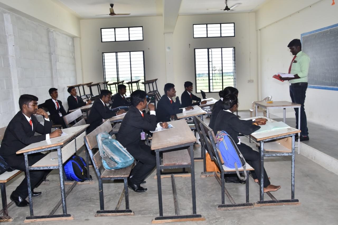 Sree Sowdambika College of Hotel Management Aruppukottai Ongoing Practical Classroom photo 4